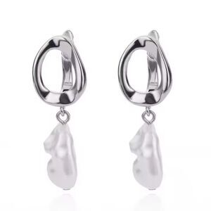 New ZARA Silver Abstract Leaverback Earrings with Pearl Drops